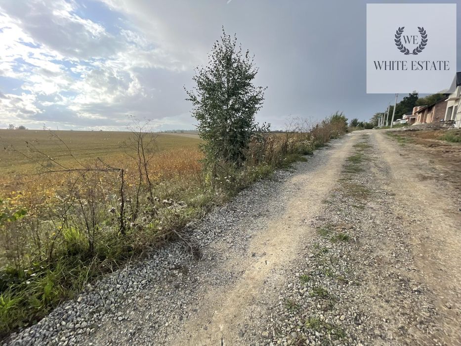 Продаж земельної ділянки с. Підгородне