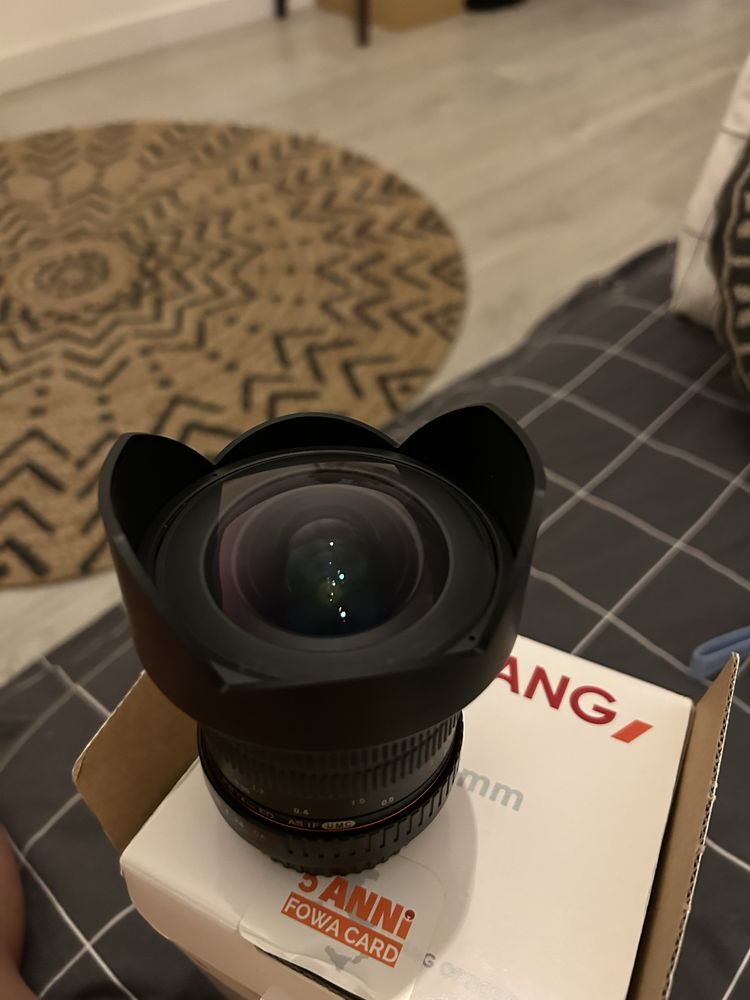 Samyang 14mm/2.8f