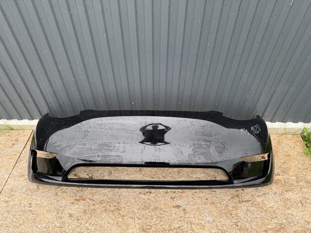 Бампер передний Tesla MY model Y 1020