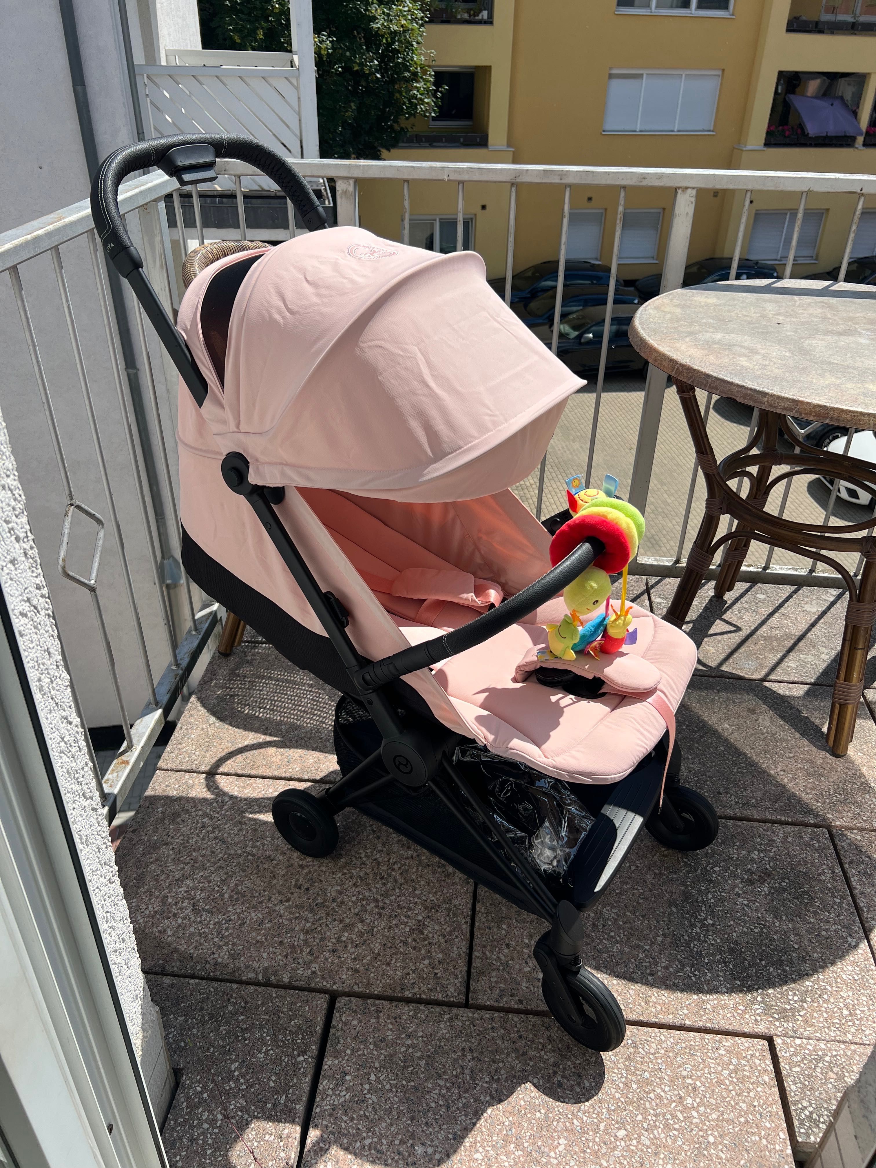 Cybex Coya Rose+