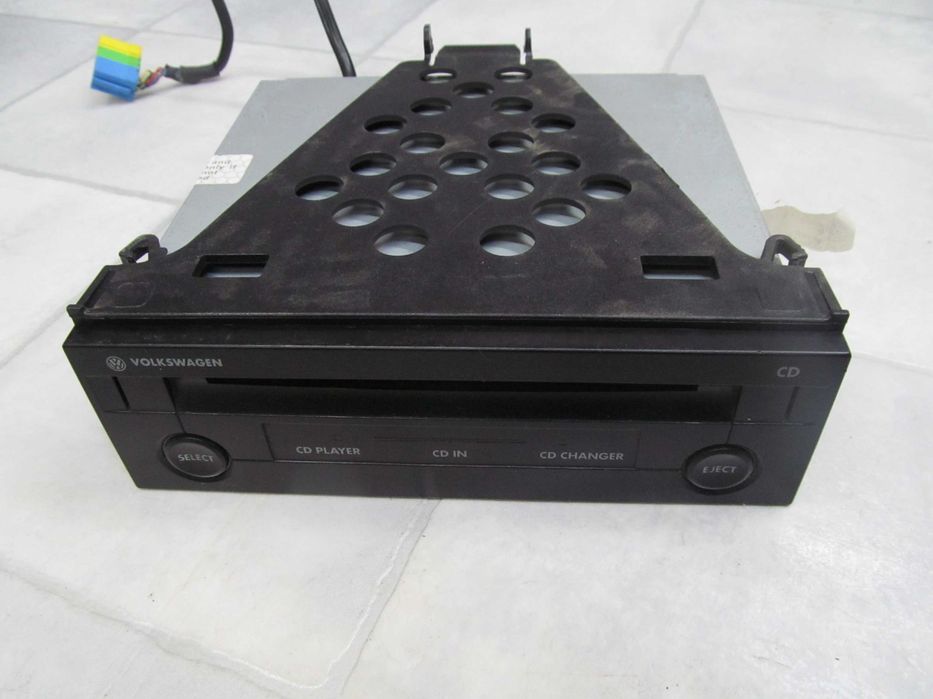 VW GOLF IV PASSAT B5 ZMIENIARKA CD 1J0035119C