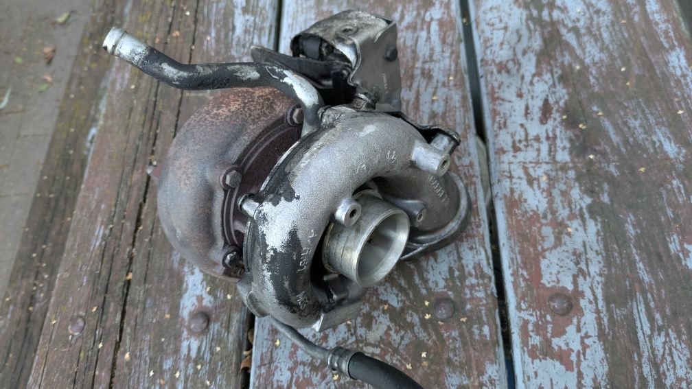 Turbosprężarka e60 e61 530d euro 4 218km GT2260V