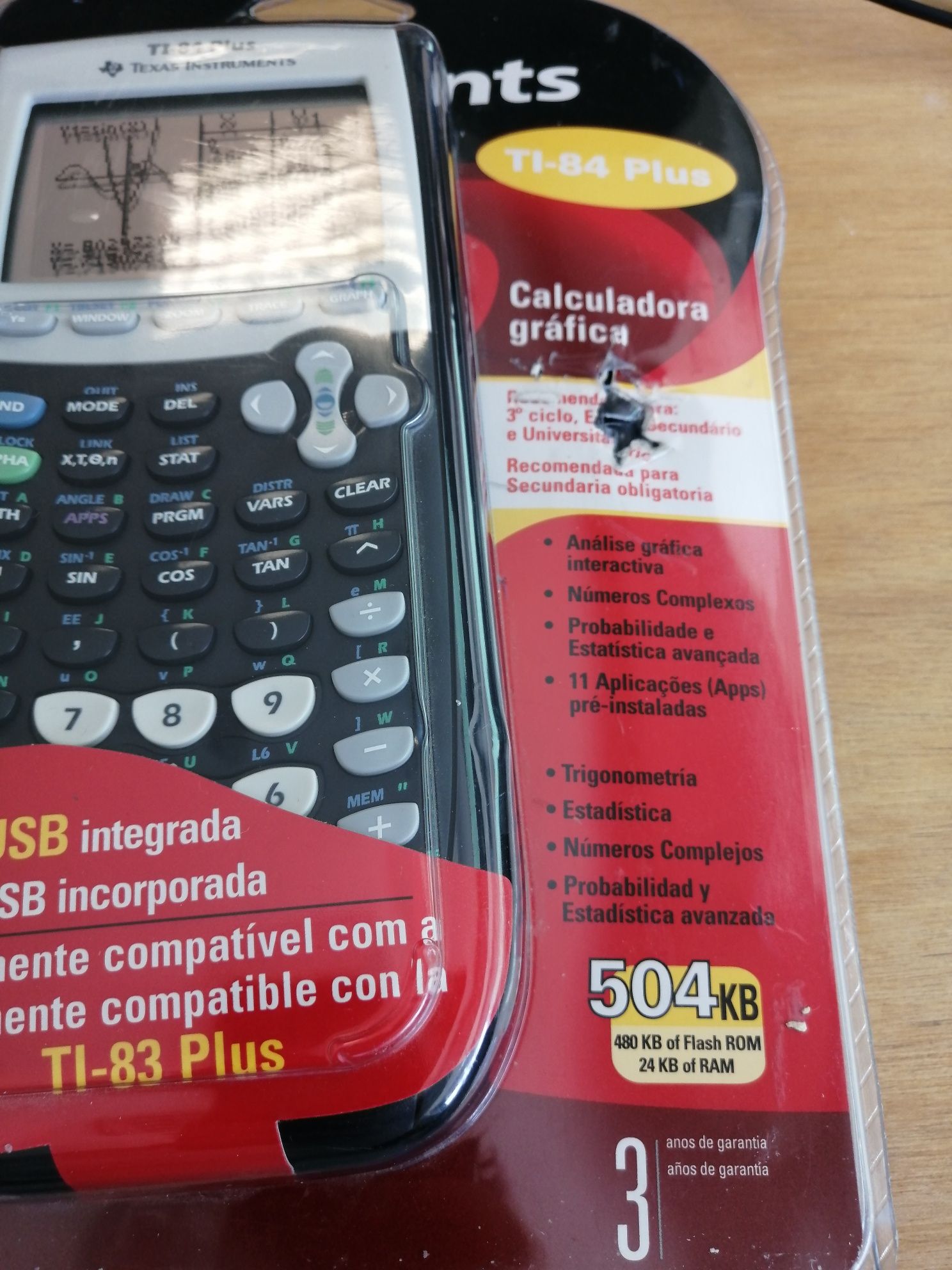 Calculadora Ti 84 Plus nova