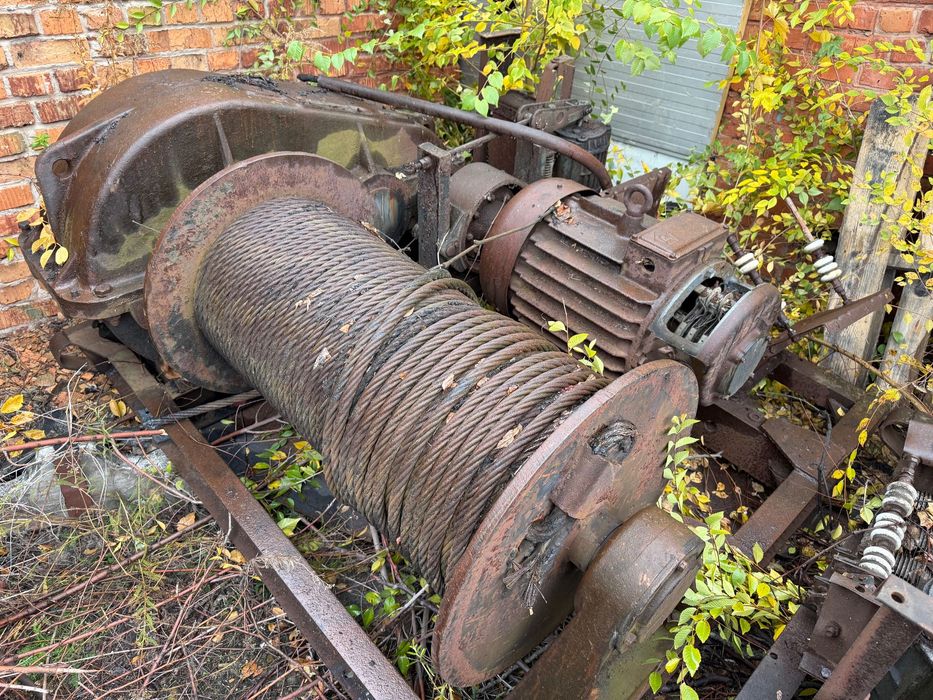 Редуктор / двигатель / лебёдка РМ 650