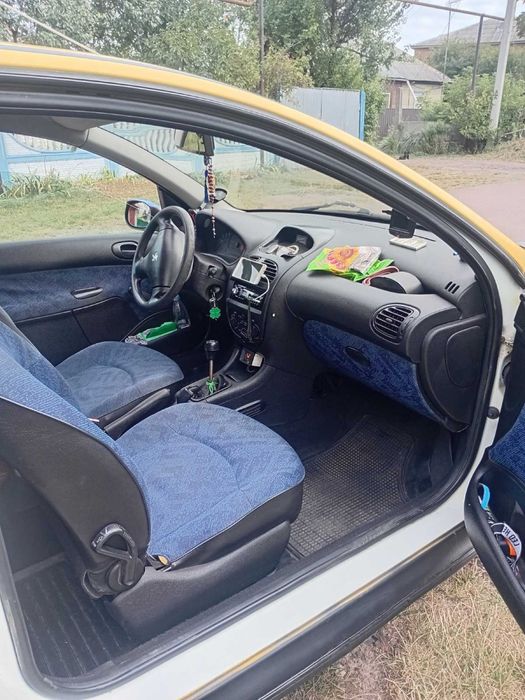 Peugeot 206, 2002 рік, 1.9 дизель (простий, атмосферний)