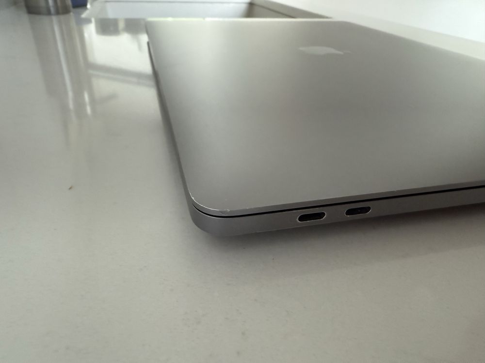 Macbook Pro 2019 16” Łódź