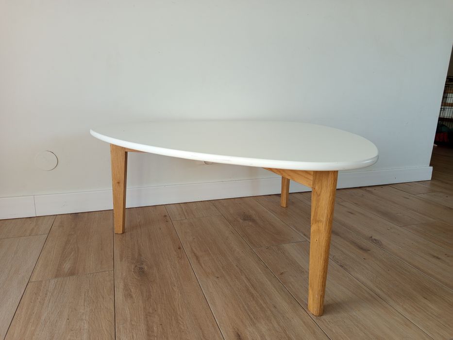 Stolik trójkątny, owalny , Agata, kawowy