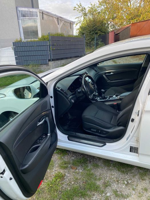 Hyundai i40 CW 1.7CRDi 136KM | Garażowany | 2 komplety kół | DODATKI