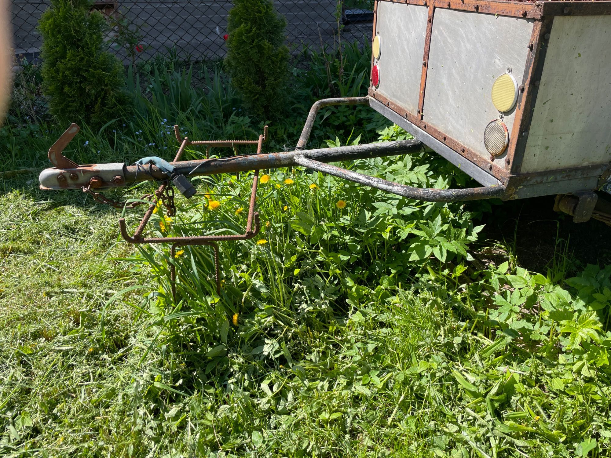 Прицеп до автомобіля кований