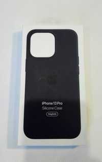 Plecki do Apple iPhone 13 Pro Silicone czarny