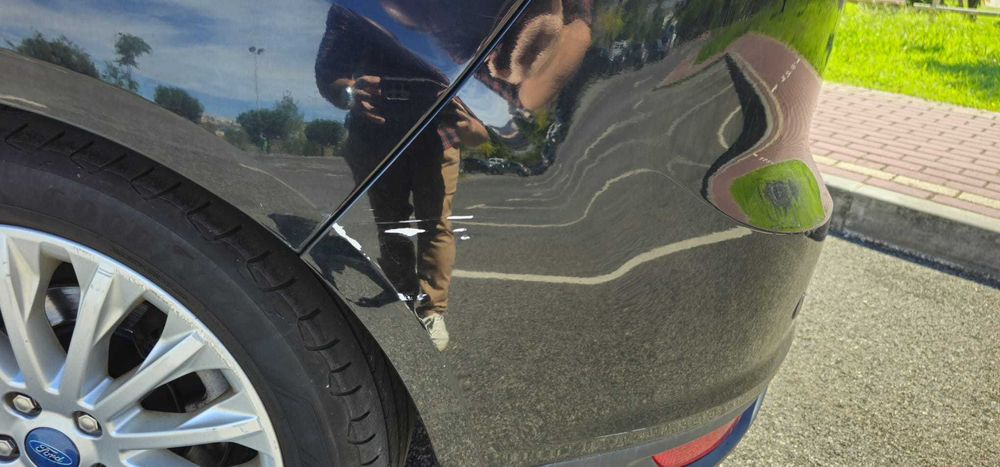 Ford C-MAX 1.6 TDCi Titanium (5 Lugares) - Março 2012