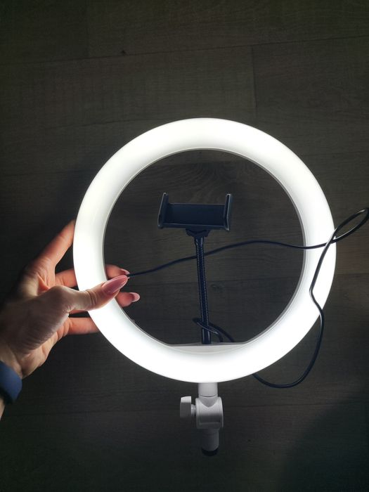 Кільцева лампа Ring Fill Light діаметром 26 см з тримачем для телефону