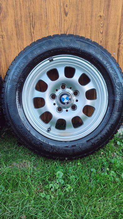 Felgi z oponami zimowymi BMW E46