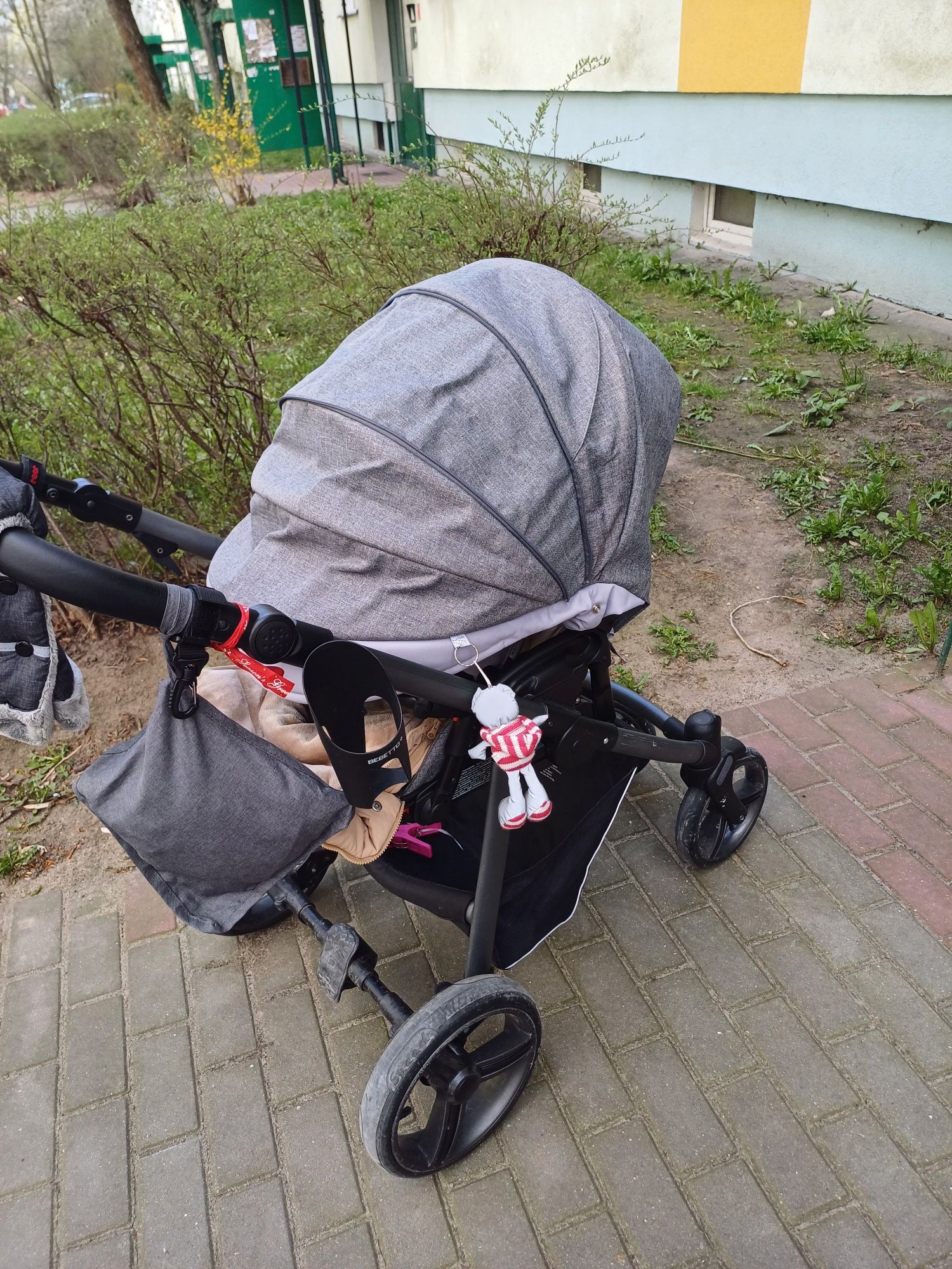 Bebetto voulcano 2w1 + maxi cosi cabriofix