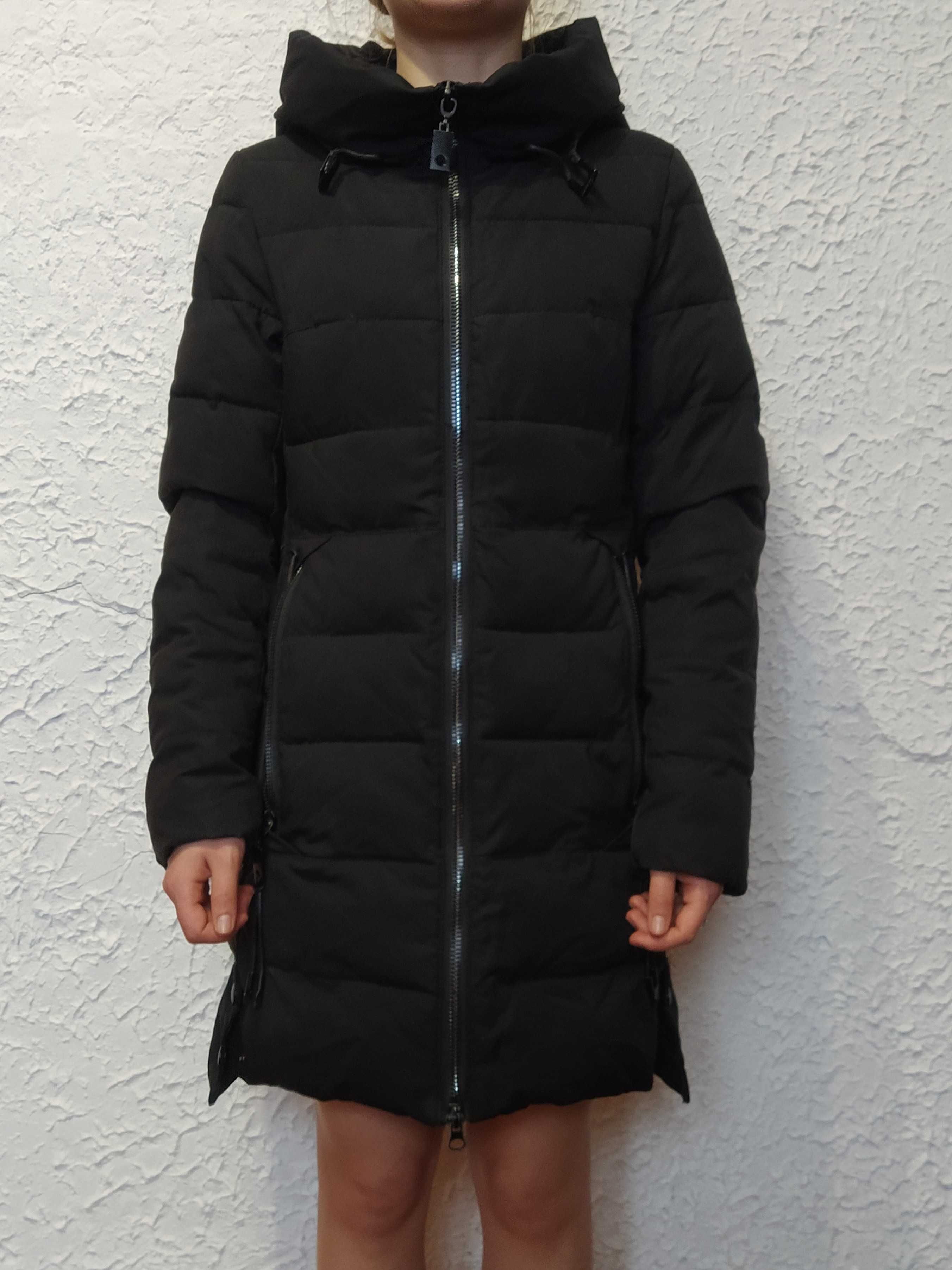 Зимова куртка жіноча S
