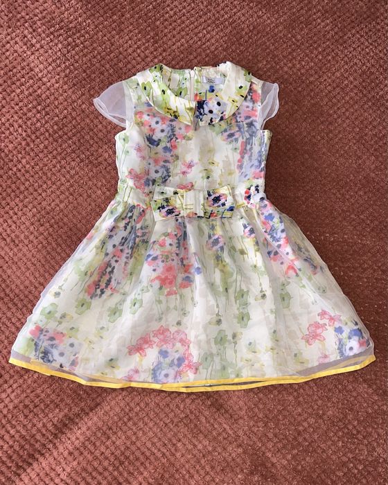 Плаття, сукня