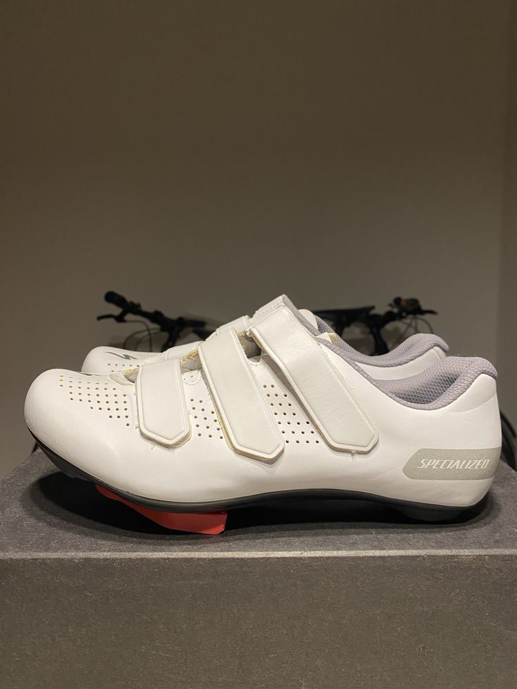 Веловзуття Specialized TORCH 1 RD SHOE розмір 39 велотуфлі