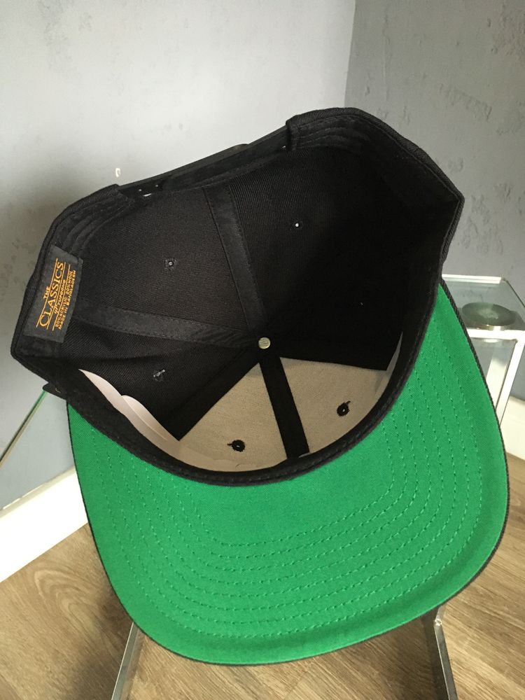 Czapka z daszkiem snapback Yupoong Whiskey Union nowa !