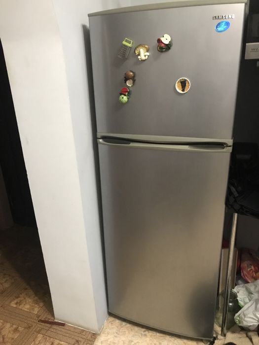 Продам холодильник Samsug