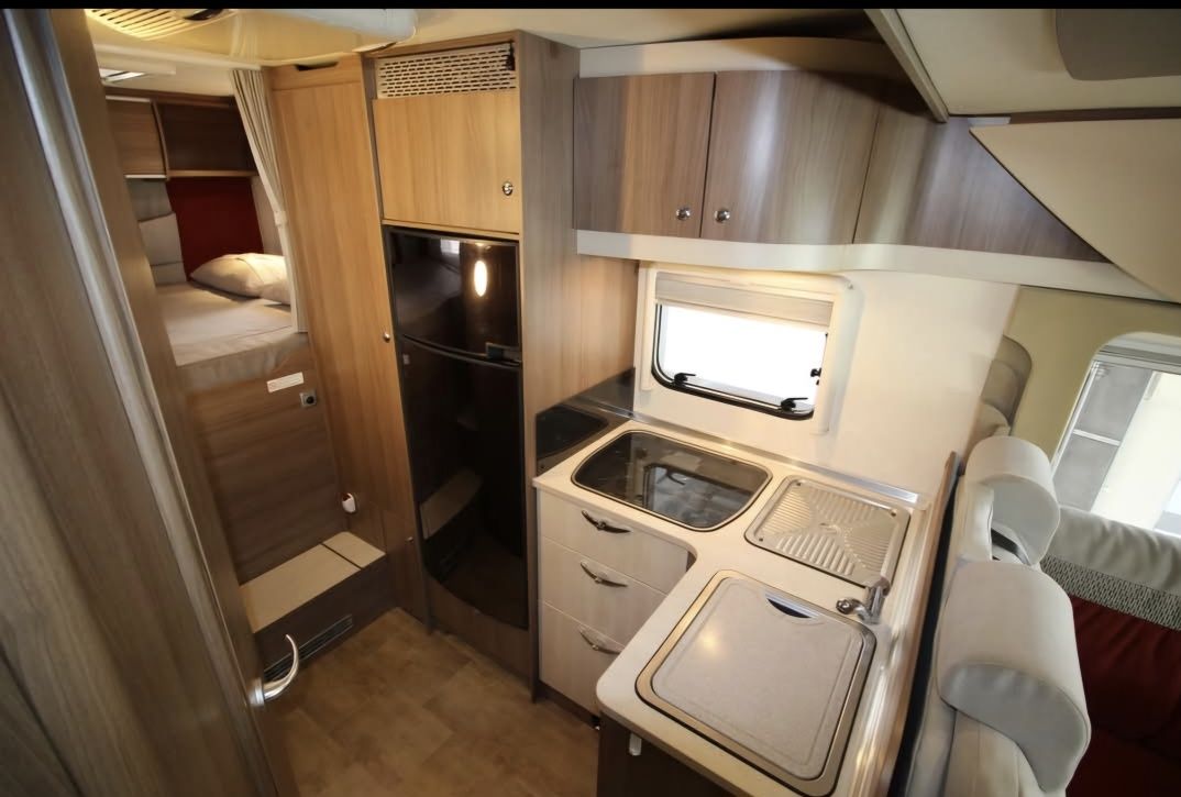 Autocaravana Burstner Ixeo IT 710