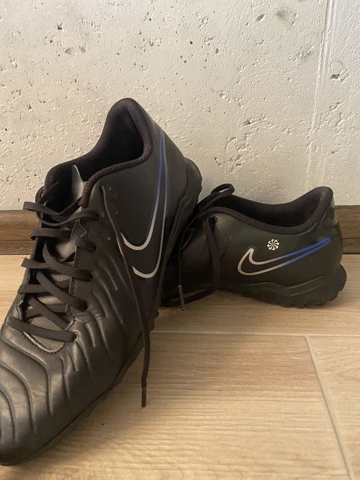 Сороканіжки Nike tiempo legend 10