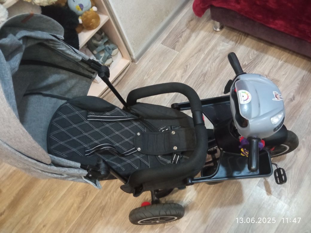 Детский велосипед с родительской ручкой