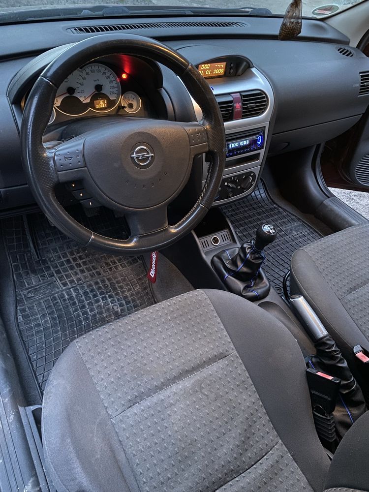 Opel Corsa-C 1.2 benzyna - WERSJA SPORT -