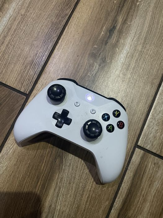 Xbox one s 1T + gry