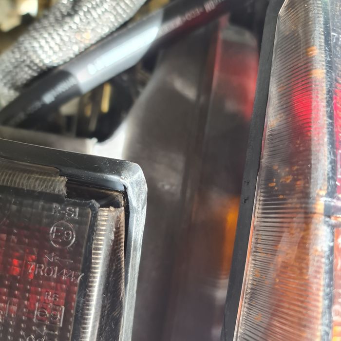 Farolins traseiros nissan patrol  y260