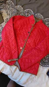 Czerwona kurtka pikowana dżokejka