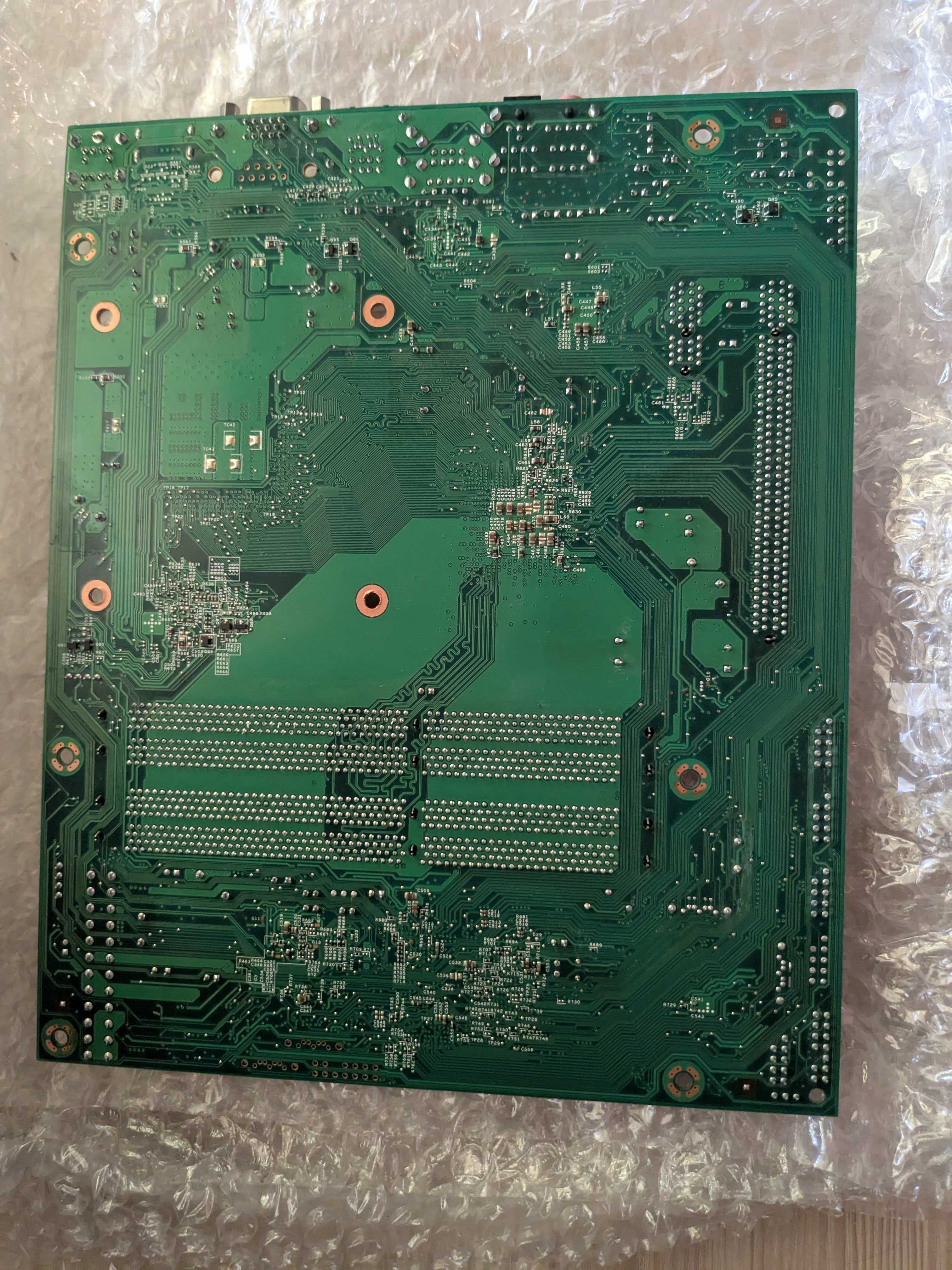 Acer DIG43L 4xDDR3 НЮАНС + Pentium E5500