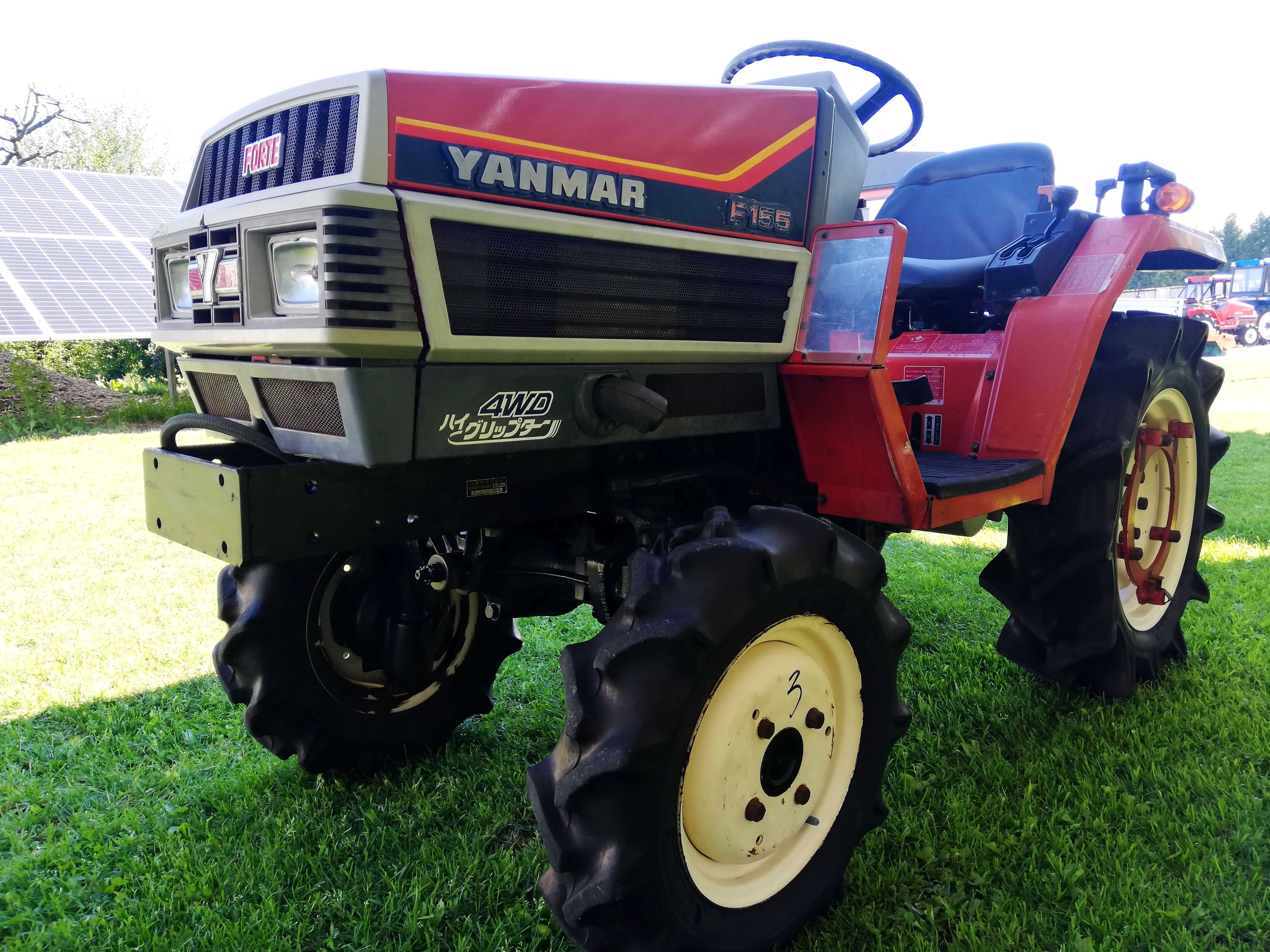 Traktor ogrodniczy sadowniczy komunalny YANMAR F155D 4WD 15,5