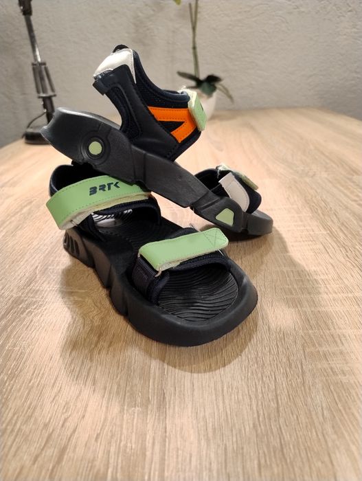 Buty sandały dziecięce Bartek. Rozmiar 35