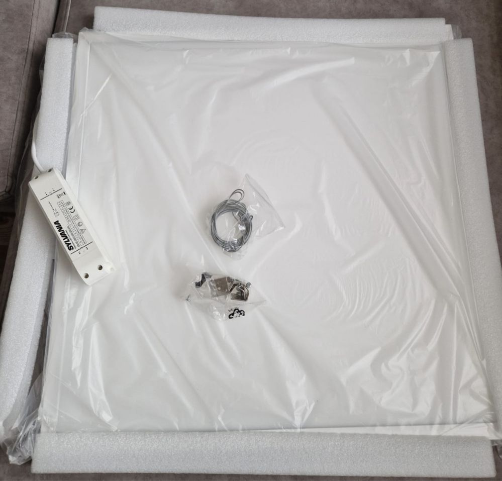 Nowe Oświetlenie Panel LED 600x600 do sufitu podwieszanego