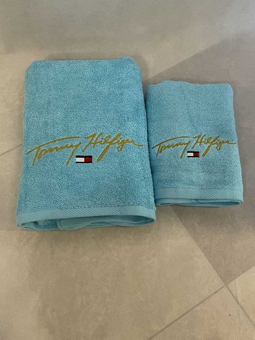 Komplet ręczników Tommy Hilfiger turkusowe, idealne na prezent
