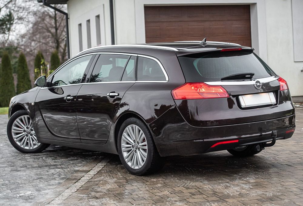 ~Opel~Insignia~Cosmo~1.4 Turbo~BI-Xenon~Ledy~Pół Skóry~Navi~Parktronik