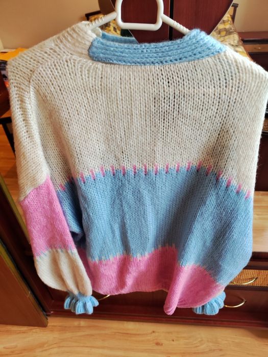 Sweter z długim rękawem ciepła