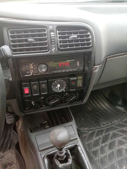 Продам Рено і донора до неї за дві 1000$