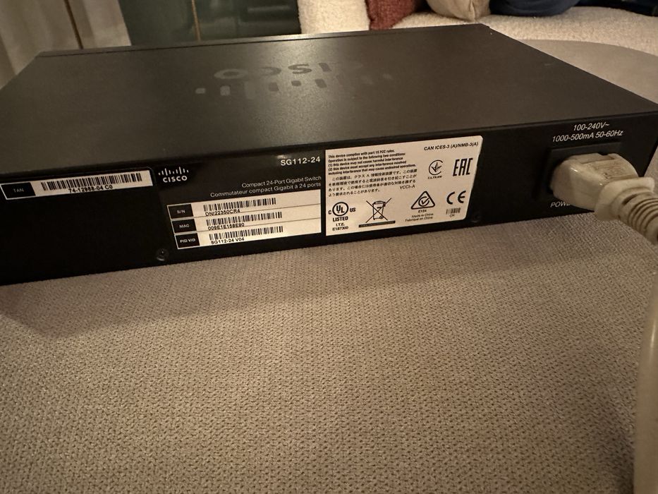 Cisco SG112 com 24 portas - switch ethernet