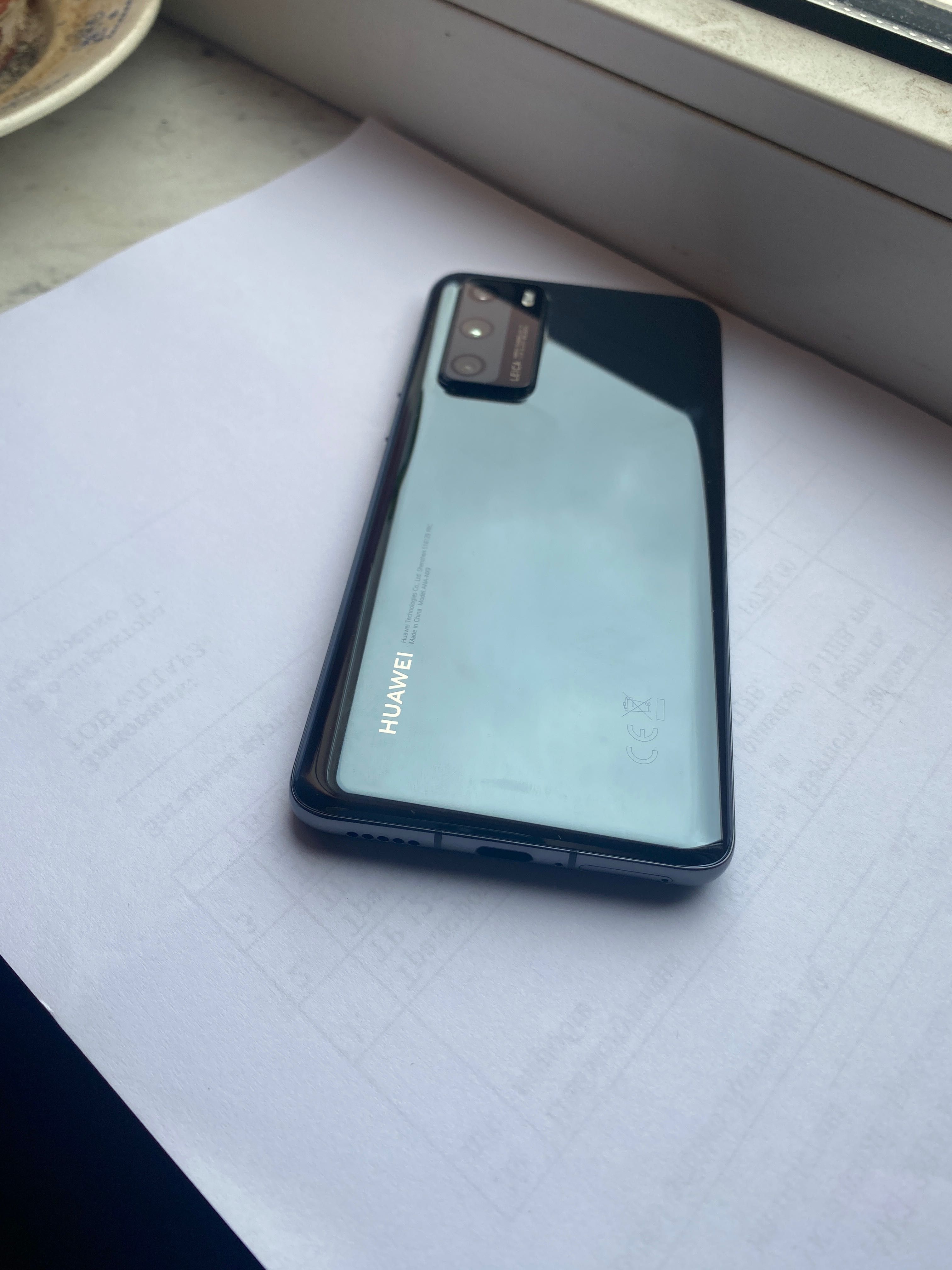 Huawei P40 8-128 оригінал як новий