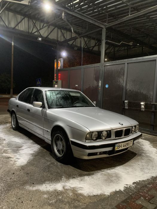 Продам БМВ Е34 520І