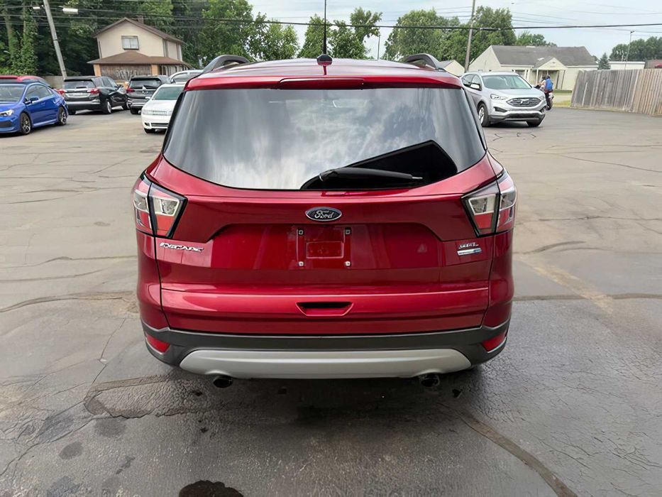 Ford Escape      2018