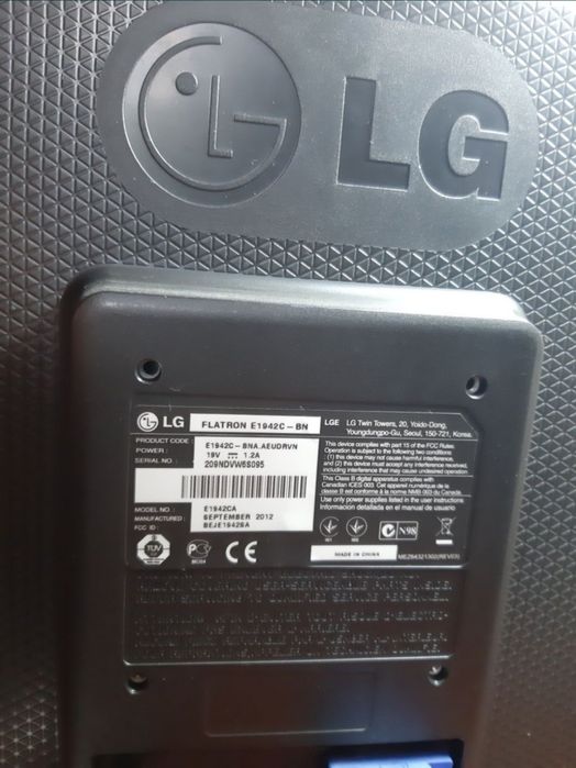 Продам компьютер с мониторов