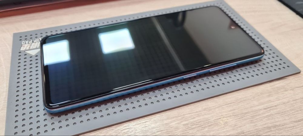 Самсунг а 51 64g на запчастини