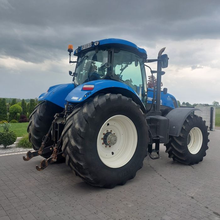 New Holland T 7.235