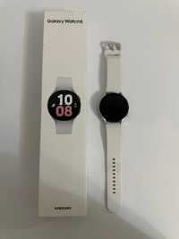 Samsung galaxy watch 5 ( 44 mm)