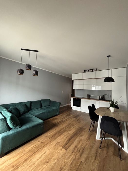 3 pokoje, 55m2 + miejsce postojowe w hali garażowej w cenie wynajmu!