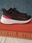 Жіночі спортивні кросівки Puma