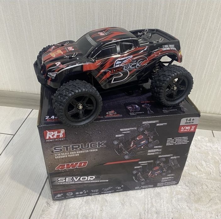 Машинка на радіокеруванні Remo Hobby 1631 1:16 масштаб