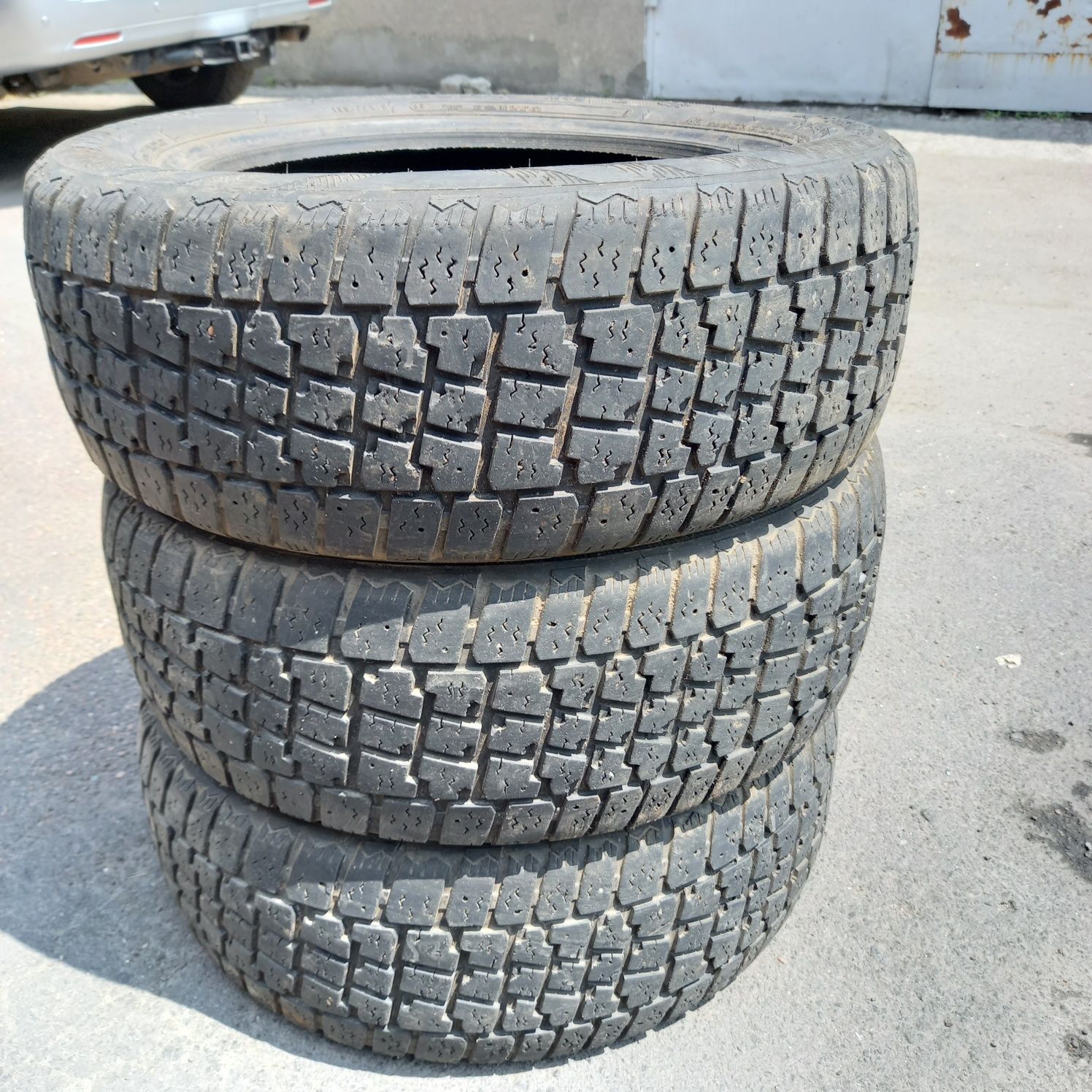 Шины зимние 195/55R15 Аваланж